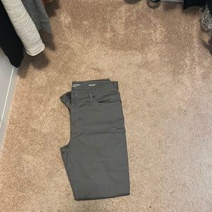 Mens Banana Republic slim fit pants with taper